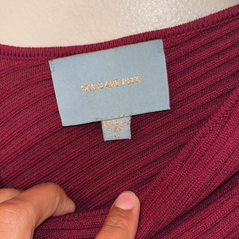 Wide-Collared Sweater! - Picture 3 of 4